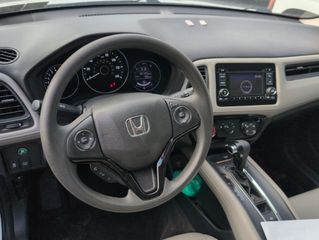 2020 Honda HR-V LX - Interior Full Dashboard Image